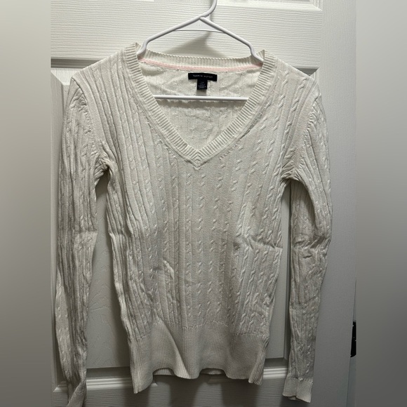 TOMMY HILFIGER V Neck White Sweater - Picture 1 of 2